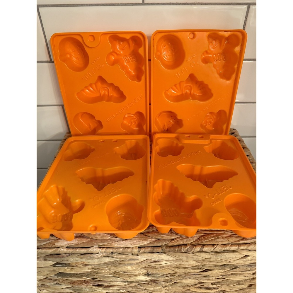 Jello Jigglers Halloween Molds Orange Bat Ghost Witch Cat Pumpkin Set of‎ 4